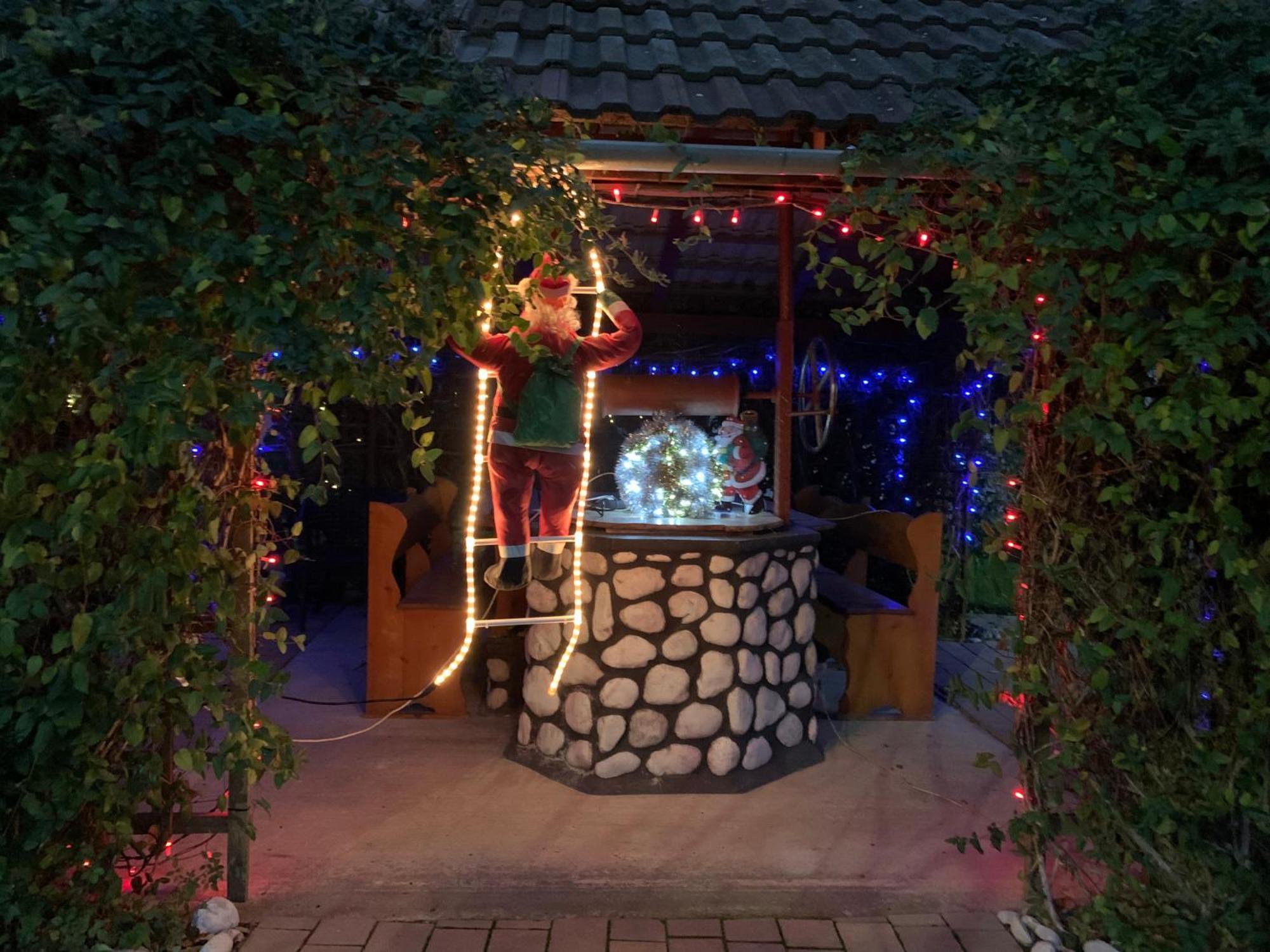アルバ・ユリア Casa Lui Mosuヴィラ エクステリア 写真